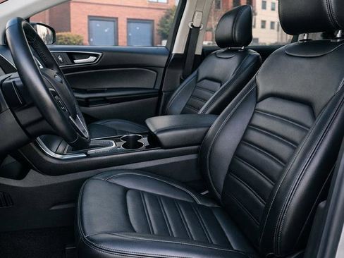 Used 2015 Ford Edge SEL w/ Equipment Group 201A image 4