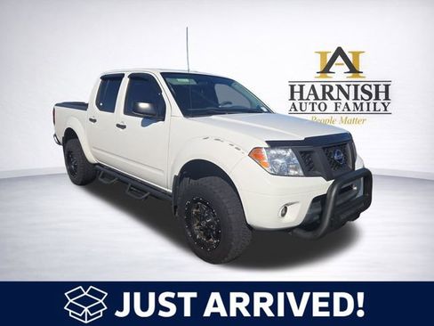 Used 2017 Nissan Frontier SV AWD/4WD image 1