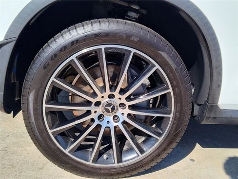 Used 2021 Mercedes-Benz GLC 300 4MATIC Coupe w/ AMG Line image 13