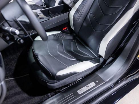 Used 2022 Aston Martin DBS Superleggera RWD image 43