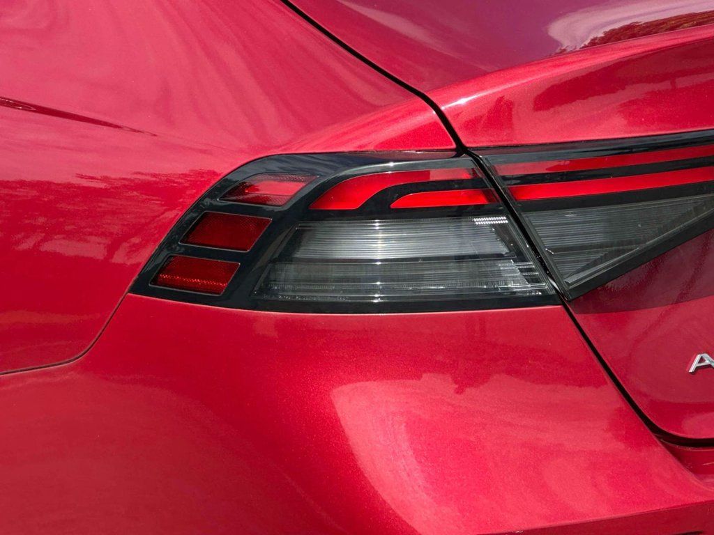 Used 2023 Honda Accord EX image 9