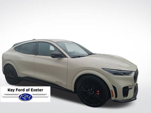 Used 2025 Ford Mustang Mach-E GT image 1