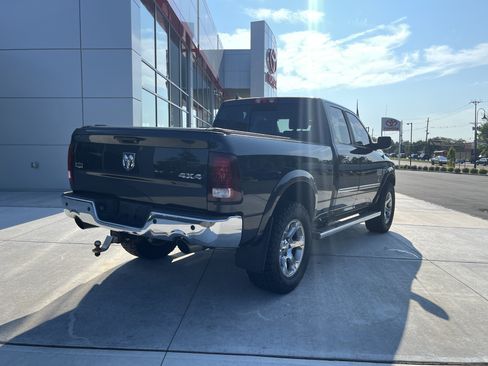 Used 2013 RAM 1500 Laramie w/ Convenience Group AWD/4WD image 3