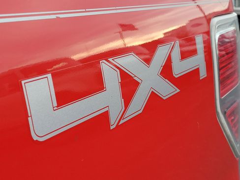 Used 2012 Ford F150 XLT w/ XLT Chrome Pkg image 7