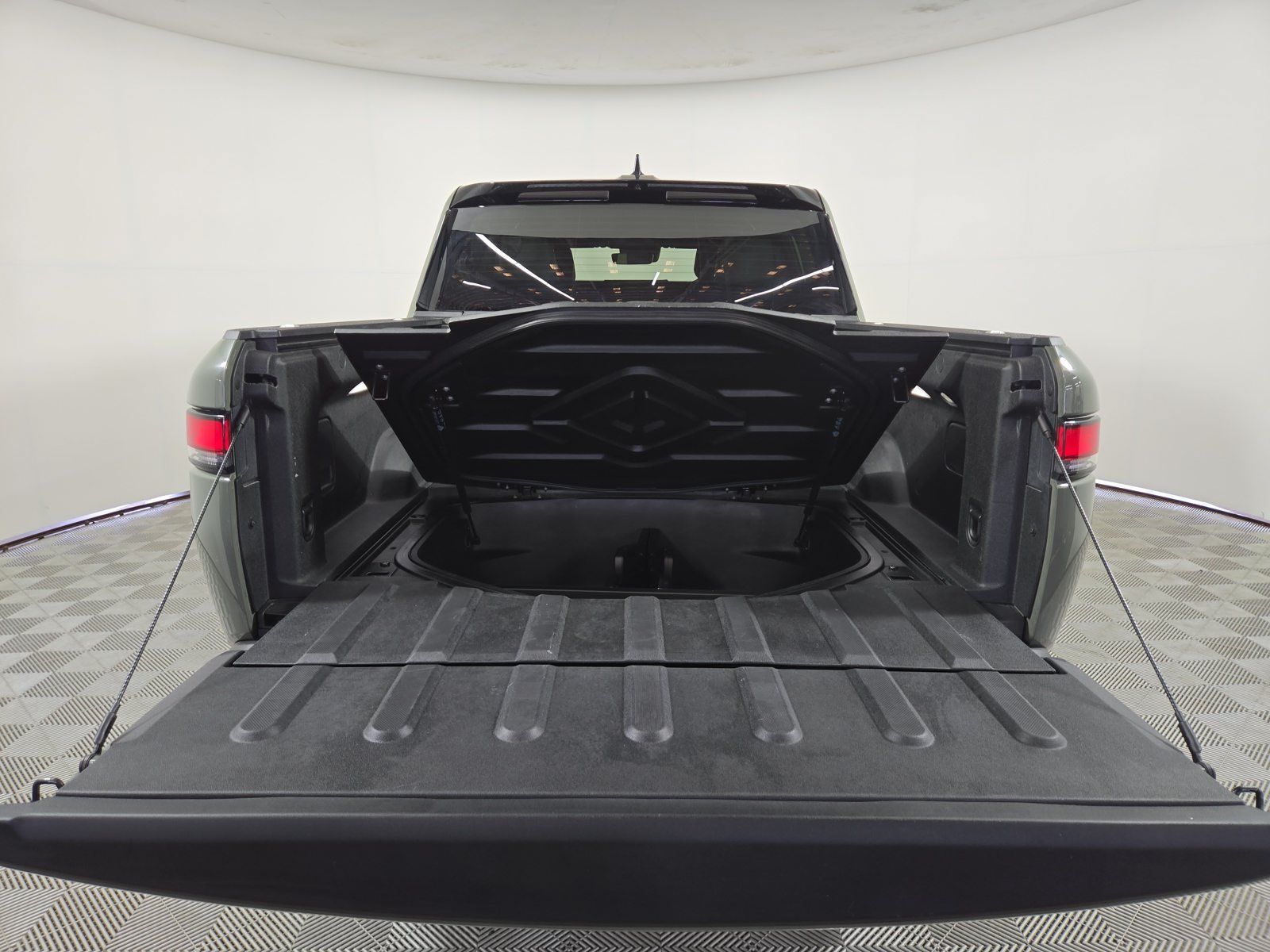 Used 2022 Rivian R1T Launch Edition AWD/4WD image 15