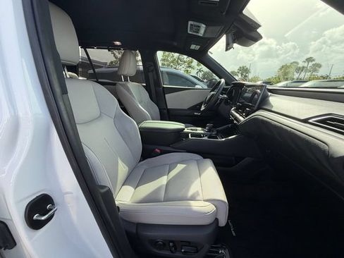 Used 2024 Lexus TX 350 FWD image 14