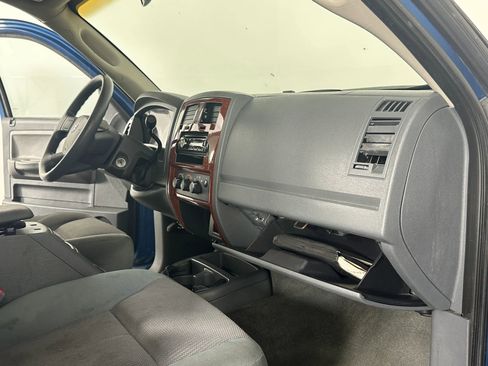 Used 2005 Dodge Dakota SLT image 39