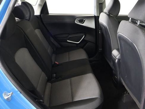 Used 2025 Kia Soul S FWD image 33