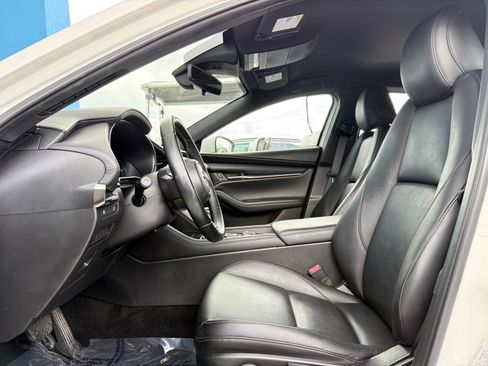 Used 2019 MAZDA MAZDA3 AWD Hatchback image 14