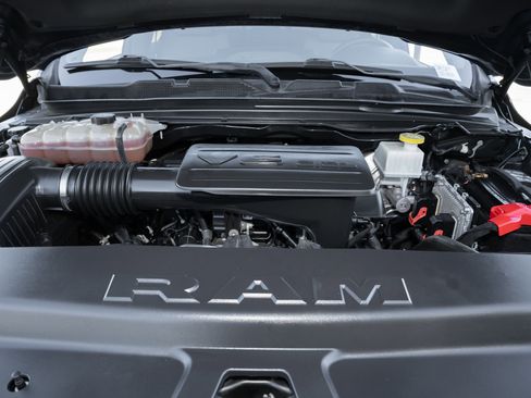 Used 2021 RAM 1500 Big Horn image 16