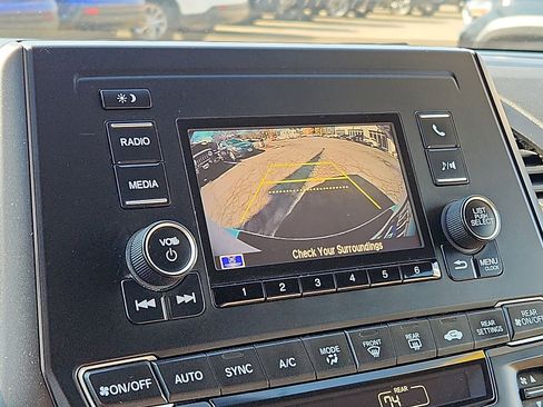 Used 2019 Honda Odyssey LX image 18