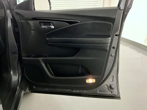 Used 2021 Honda Passport Elite image 16