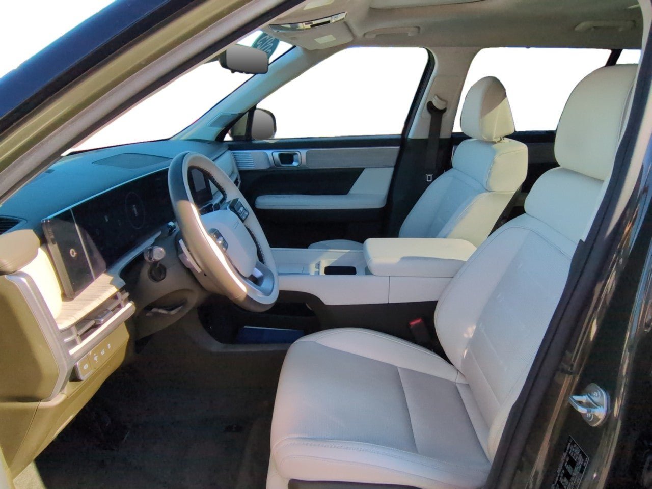 Used 2025 Hyundai Santa Fe Calligraphy AWD/4WD image 14