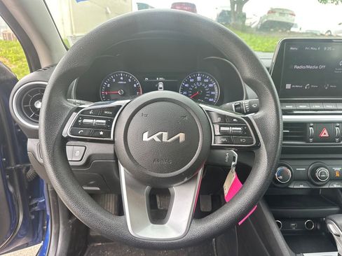 Used 2023 Kia Forte LXS FWD image 19