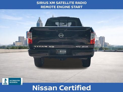 Used 2024 Nissan Titan SV w/ SV Convenience Package image 5