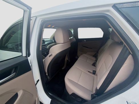 Used 2021 Hyundai Tucson SE FWD image 21