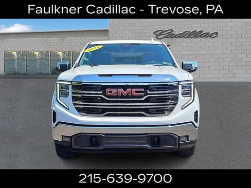 Used 2025 GMC Sierra 1500 SLT AWD/4WD image 2