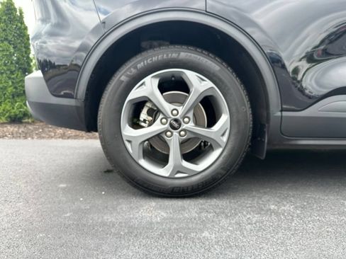 Used 2025 Ford Escape ST-Line FWD image 36