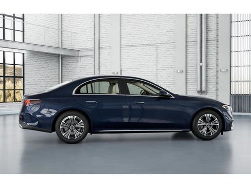 New 2026 Mercedes-Benz E 350 4MATIC Sedan image 17