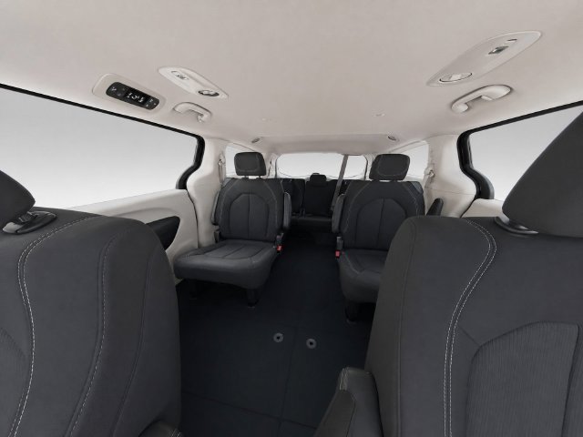 Used 2023 Chrysler Voyager LX FWD image 20