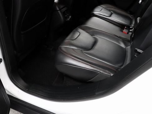 Used 2016 Jeep Cherokee Trailhawk w/ Leather Interior Group image 25