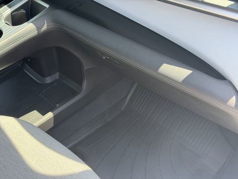 Used 2026 Toyota Sienna LE FWD image 21