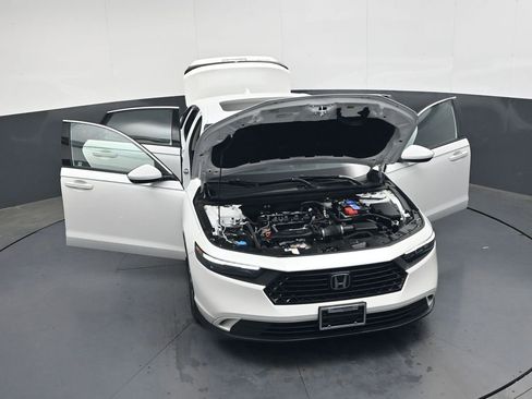 Used 2024 Honda Accord EX image 45