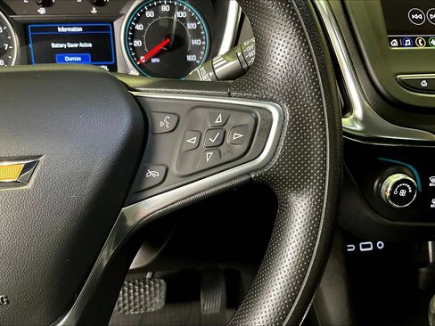 Used 2022 Chevrolet Equinox LT image 12