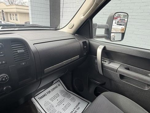 Used 2013 Chevrolet Silverado 3500 LT w/ Convenience Package image 18