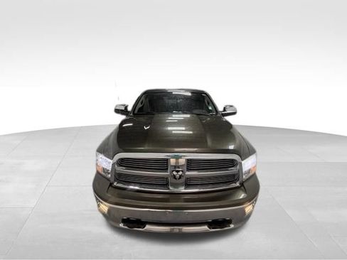 Used 2012 RAM 1500 Classic SLT w/ Technology Group AWD/4WD image 3
