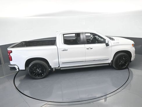 Used 2024 Chevrolet Silverado 1500 High Country w/ Technology Package image 76