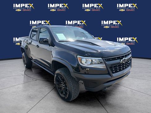 Used 2020 Chevrolet Colorado ZR2 w/ ZR2 Midnight Special Edition AWD/4WD image 7