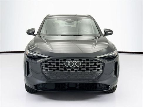 Certified 2025 Audi Q5 Premium Plus w/ Premium Plus AWD/4WD image 2
