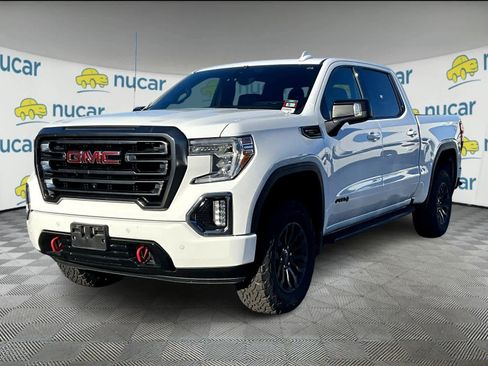 Used 2020 GMC Sierra 1500 AT4 w/ AT4 Premium Package image 3