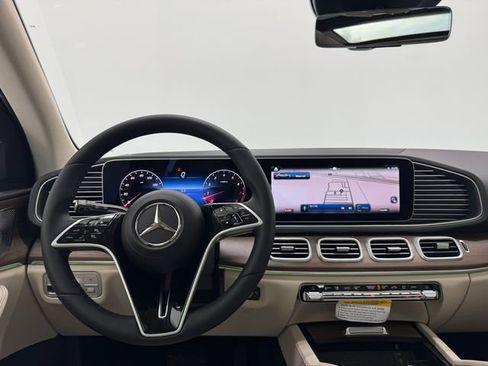 New 2026 Mercedes-Benz GLE 350 4MATIC image 3