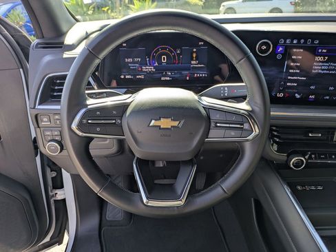 Used 2025 Chevrolet Tahoe LT image 18