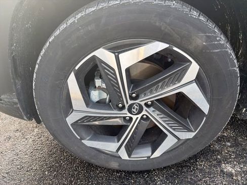 Used 2022 Hyundai Tucson Limited image 18