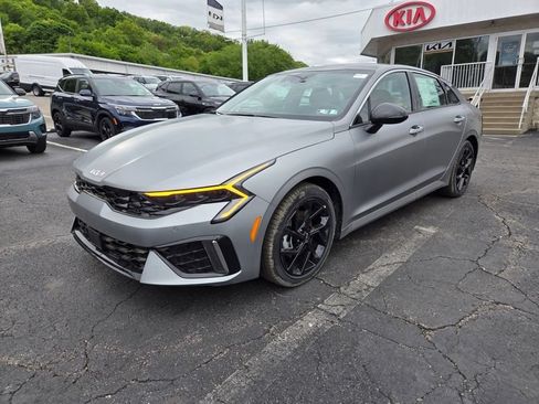 New 2026 Kia K5 GT-Line w/ GT-Line Premium Package FWD image 3
