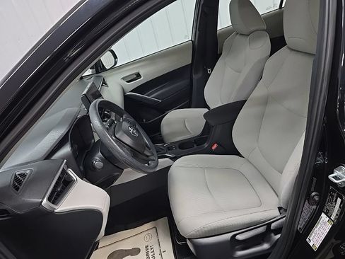 Used 2024 Toyota Corolla Cross L AWD/4WD image 29