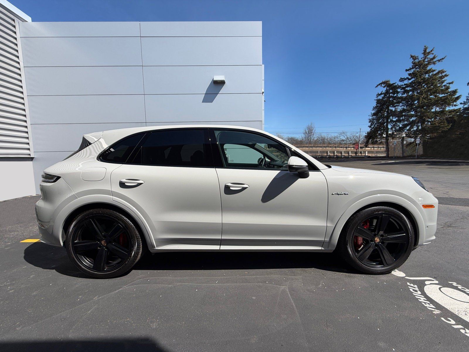 Certified 2026 Porsche Cayenne S AWD/4WD image 12
