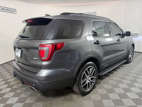Used 2017 Ford Explorer Sport w/ Equipment Group 401A AWD/4WD image 6