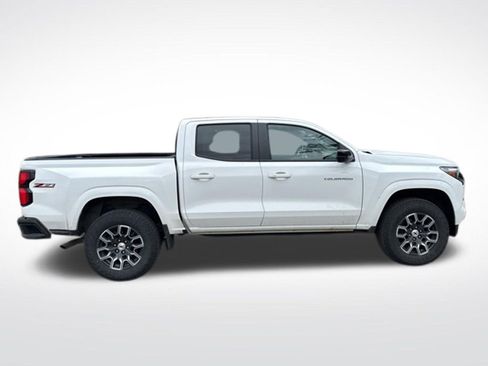 Used 2023 Chevrolet Colorado Z71 w/ Z71 Convenience Package 2 AWD/4WD image 7