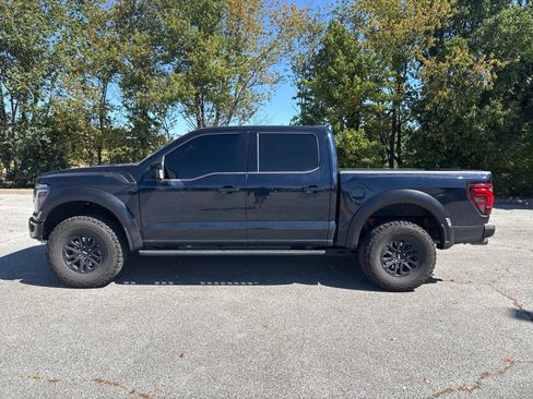 Used 2025 Ford F150 Raptor AWD/4WD image 2
