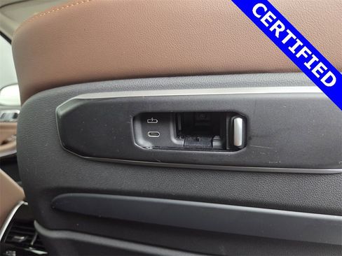 Certified 2023 BMW X7 xDrive40i w/ Premium Package image 21