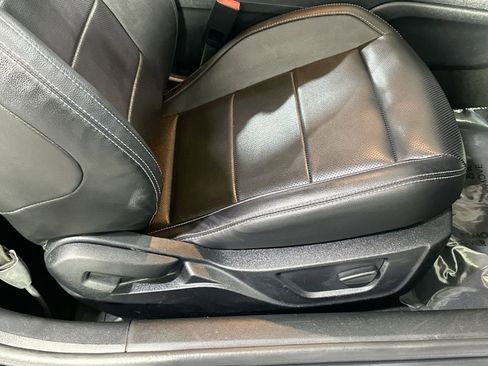 Used 2022 Ford Mustang Premium image 35