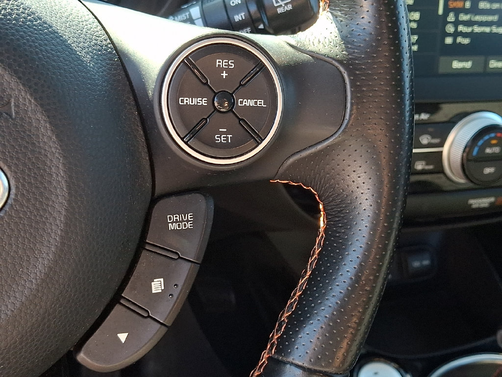 Used 2018 Kia Soul ! w/ Tech Package FWD image 22