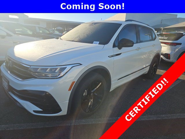Used 2024 Volkswagen Tiguan SE R-Line FWD image 1