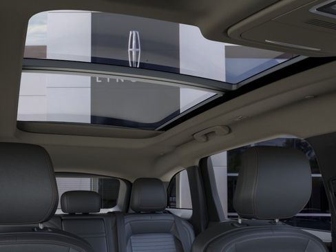 New 2026 Lincoln Nautilus Reserve AWD/4WD image 22
