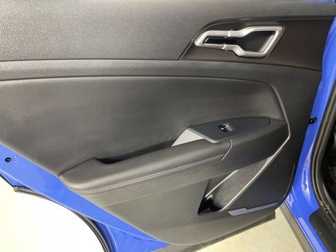 New 2026 Kia Sportage EX w/ EX Panorama Roof Package image 36