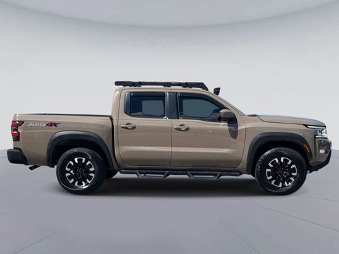 Used 2023 Nissan Frontier PRO-4X w/ Pro Convenience Package AWD/4WD image 2